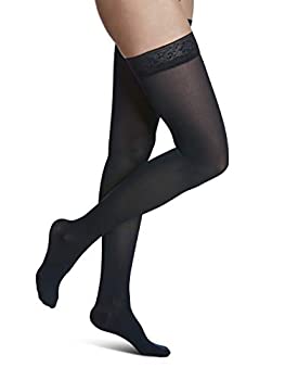 【中古】【輸入品・未使用】Sigvaris Soft Opaque 842NSSW99 20-30 mmHg Womens Closed Toe Thigh%ｶﾝﾏ% Black%ｶﾝﾏ% Small and Short