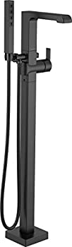 【中古】【インポート品・未当て嵌める】Delta Faucet T4767-BLFL 湯ぶねフィラー ハンドシャワーフロアマウント付き添い人 引っ敷き黒いこと