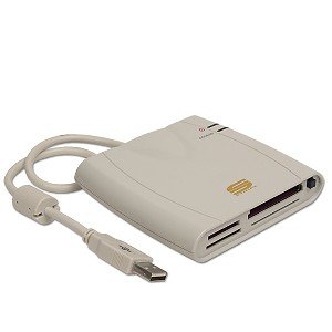 【中古】【輸入品・未使用】7-in-1 USB External Flash Memory Card Reader (Beige) (輸入版)