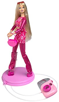 【中古】【輸入品・未使用】Barbie Fashion Photo Doll - Turn Lens & Barbie Moves! (2001)