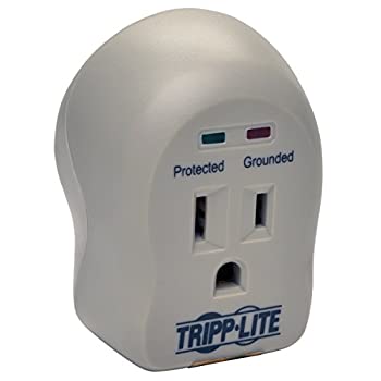 【中古】【インポート品・未当て嵌める】Tripp Lite 1 Outlet Portable Surge Protector/Suppressor%ｶﾝﾏ% Wall Mount Direct Plug-インチ%ｶﾝﾏ% \u0026 5K INSURANCE (SPIKECUBE) [並行輸入品]