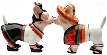 【中古】【輸入品・未使用】Salt \u0026 Pepper Shakers Set - CHI CHI CHI New Ceramic Kitchen Gifts 8592