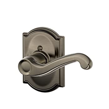 【中古】【インポート品・未当て嵌める】Flair Right Handed生き胆Camelot刈り込みnon-turning鍵を掛ける、アンティークピューター(f170?Fla 620?CAM RH)