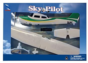 【中古】【輸入品・未使用】[ニューレイ]New Ray 1/42 Cessna 172 Skyhawk Model Kit 20665 [並行輸入品]
