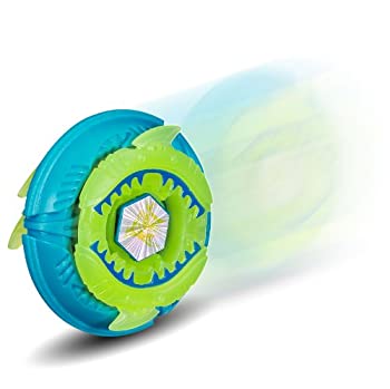 【中古】【輸入品・未使用】Beyblade Beywheelz W-32 Hurricane Crusher Pisces Battler by Beyblade [並行輸入品]
