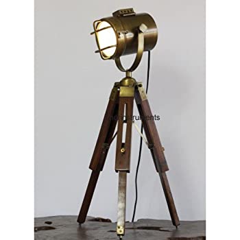 【中古】【インポート品・未当て嵌める】アンティーク金管楽器スポットライトレトロサーチライトwith三脚スタンドスポットライトテーブルランプ