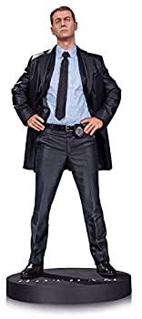 【中古】【輸入品・未使用】DC Collectibles Gotham: James Gordon Statue [並行輸入品]