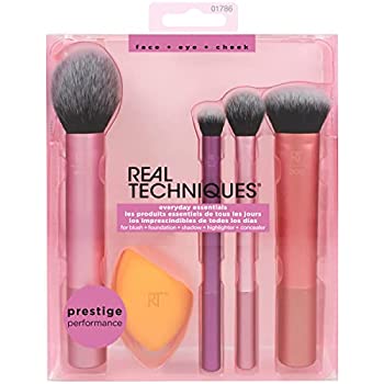 【中古】【インポート品・未当て嵌める】REAL TECHNIQUES Everyday Essentials (並行輸入品)