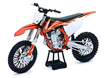 【中古】【輸入品・未使用】KTM 450 SX-F Dirt Bike Orange and White Motorcycle Model 1/10 by New Ray 57943