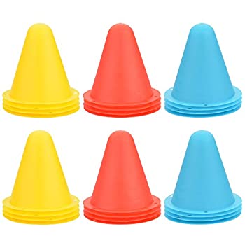 【中古】【輸入品・未使用】CM スポーツトレーニングプラスチックマーカーコーン 24個パック サッカー バスケットボール バイク用 3インチ ランダムカラー