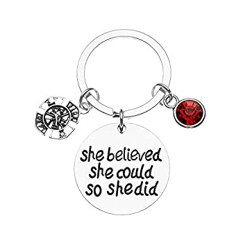 【中古】【輸入品・未使用】Infinity Collection 消防士キーホルダー She Believed She Could So She Did ジュエリーギフト 消防士 妻 ガールフレンド 母親 娘 消防士 妻 ジ
