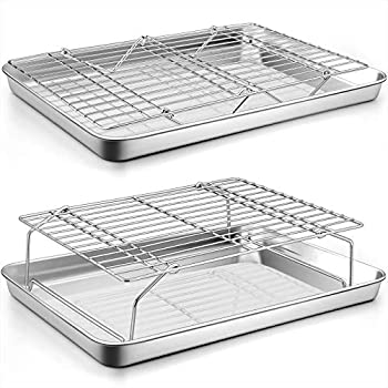 【中古】【輸入品・未使用】P&P CHEF ベーキングシート2枚と冷却ラック2枚セット ステンレス製ベーキングパントレイ 積み重ね可能な段ワイヤーラック付き クッキーベーコン