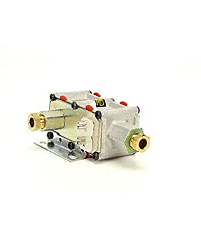 【中古】【輸入品・未使用】American範囲r80001デュアル安全垂直バルブ