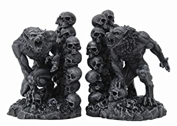 【中古】【輸入品・未使用】Werewolves Werewolf & Skulls Fantasy Set of Bookends Book Ends