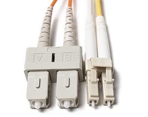 【中古】【輸入品・未使用】FiberCablesDirect - 30M OM2 LC SC ファイバーパッチケーブル | プレナム 1GB デュプレックス 50/125 LC から SC マルチモードジャンパー 30メ