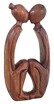 【中古】【輸入品・未使用】NOVICA ブラウン ロマンチック スアウッド 彫刻 高さ11.75インチ 「Young Lovers」
