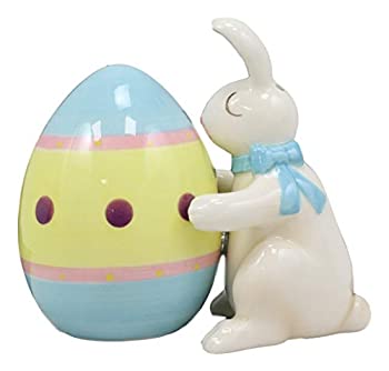 【中古】【輸入品・未使用】Ebros ギフト セラミックフェスティブ ブルーイースター ウサギ キスをする巨大な卵 ソルトアンドペッパー シェイカー 磁気置物セット 高さ9.75c｜スカイマーケットプラス 8,455円