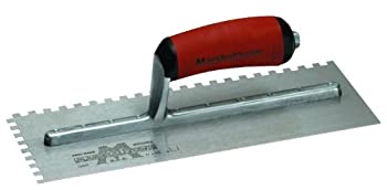 【中古】【インポート品・未当てはめる】MARSHALLTOWN The Premier Line 702SD 11-Inch by 4-1/2-Inch Notched Trowel SQ with Curved DuraSoft Handle by Marshalltown The Premier Lin