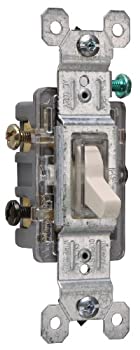 【中古】【輸入品・未使用】legrand-pass & Seymour 663?gcc12?3つPoleトグルスイッチAC 15-amp 120-volt固定端子 663LASLGCC10 1