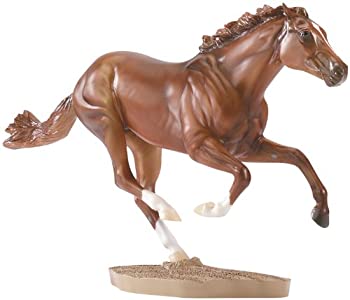 【中古】【輸入品・未使用】Breyer トラディショナルシリーズ Secretariat 馬 ベース付き | モデル馬のおもちゃ | 13.5インチ x 9.5インチ | 1:9スケール | モデル#1345|スカイマーケットプラス