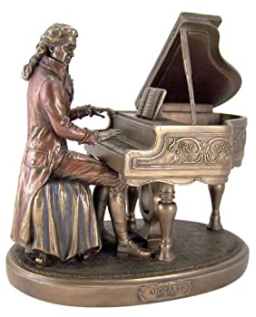 【中古】【輸入品・未使用】宗教ギフト クラシカル作曲家 ウルフギャング・アマデウス・モーツァルト ピアノ付き 8 1/8インチ コールドキャストブロンズ像 置物