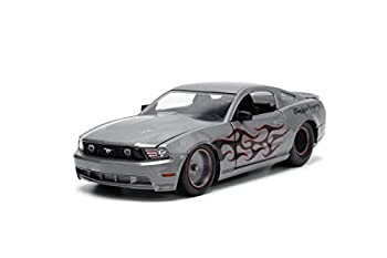 【中古】【輸入品・未使用】Big Time Muscle 1:24 2010 Ford Mustang GT Die-cast Car, Toys for Kids and Adults｜スカイマーケットプラス 11,425円