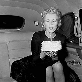 【中古】【インポート品・未当て嵌める】Buyartforless Happy Birthday マリリン・モンロー 24x24 活動写真刷り上げる帆布 黒いこと\u0026白いこと