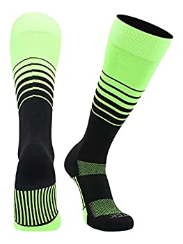 【中古】【輸入品・未使用】TCK Sports Elite Breaker サッカーソックス クロスストレッチ すね当て用 複数色 M グリーン