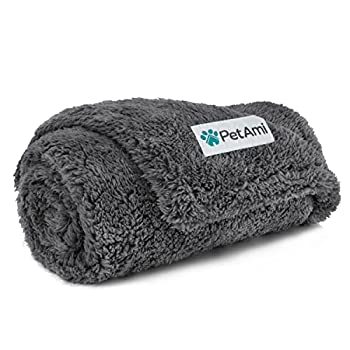 【中古】【輸入品・未使用】PetAmi ふわふわ防水ドッグブランケット フリース | 柔らかく暖かいペットフリーススロー 中型犬と猫用 | ふわふわのシェルパスロー 家具プロテ|スカイマーケットプラス