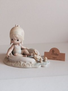 【中古】【輸入品・未使用】Precious Moments フィギュア 8月｜スカイマーケットプラス