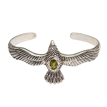 【中古】【輸入品・未使用】NOVICA ペリドット .925スターリングシルバー イーグルカフブレスレット 「Spirit Hawk」｜スカイマーケットプラス