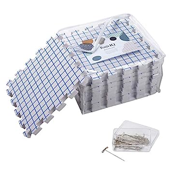 【中古】【輸入品・未使用】KnitIQ 編み物用マットをブロックする - 100 Tピンとニードルワークまたはかぎ針編み用収納バッグを備えたグリッド付きの余分な厚いブロッキング
