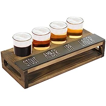 【中古】【インポート品・未当てはめる】MyGift ラスティックバーントソリッドウッドテイスティンググラスギフトセット 試みる麦酒水呑み 4個 サービングトレイ 消せる塗板下げ札付き添い人