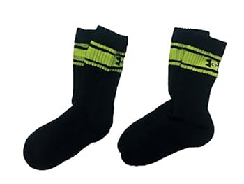 【中古】【輸入品・未使用】Under Armour Boy`s Performance Crew Socks 2 Pack (Black(2107X-001)/Volt, Youth Large)|スカイマーケットプラス