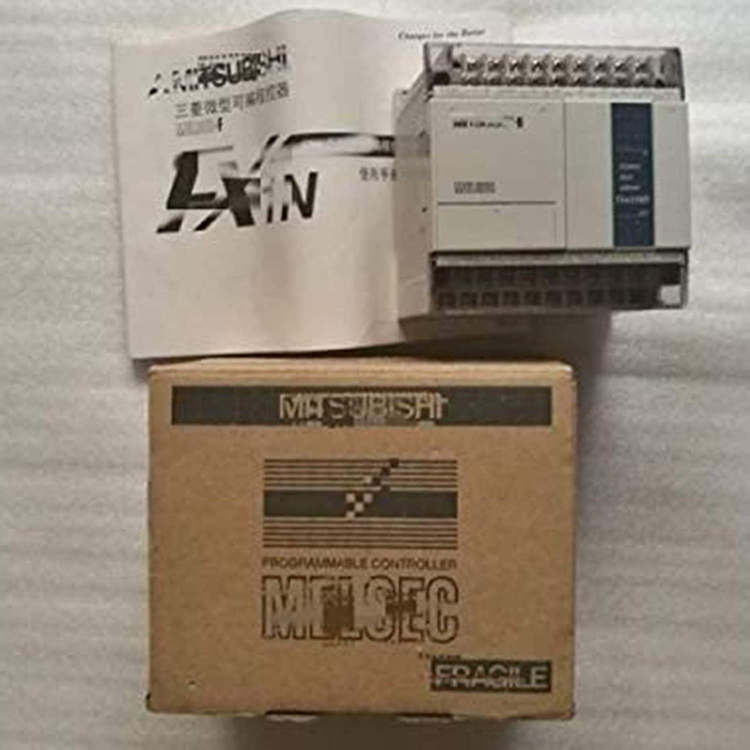 【中古】【非常に良い】産業用 FX1Nシリーズ FX1N-24MR FX1N-24MR-001