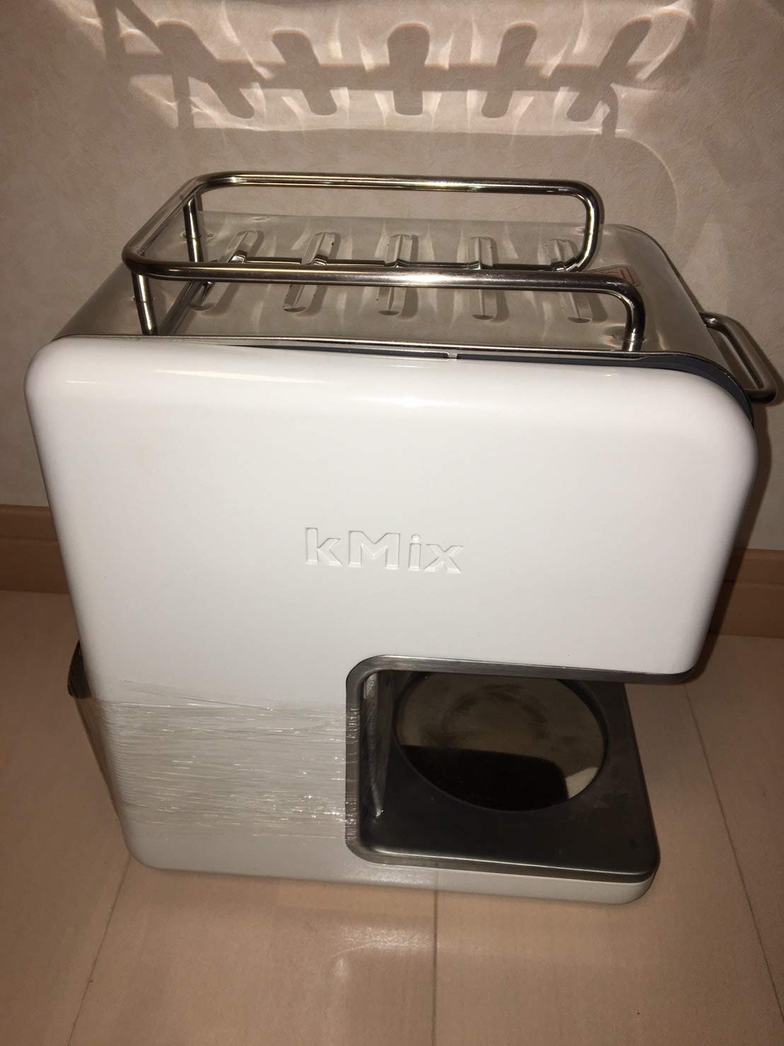 【中古】【非常に良い】DeLonghi kMix(ケーミックス) ドリップコーヒーメーカー ホワイト 【6杯用】 CMB6-WH