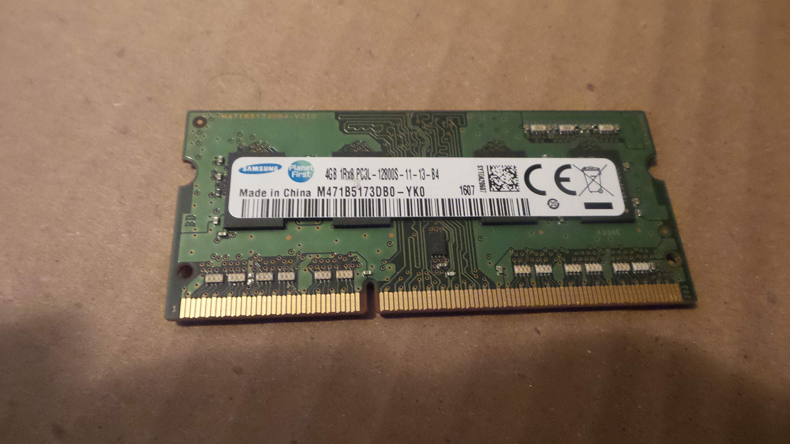 【中古】【非常に良い】SAMSUNG PC3L-12800s (DDR3-1600) 4GB x 2枚組 \u003d 合計8GB ノートパソコン用