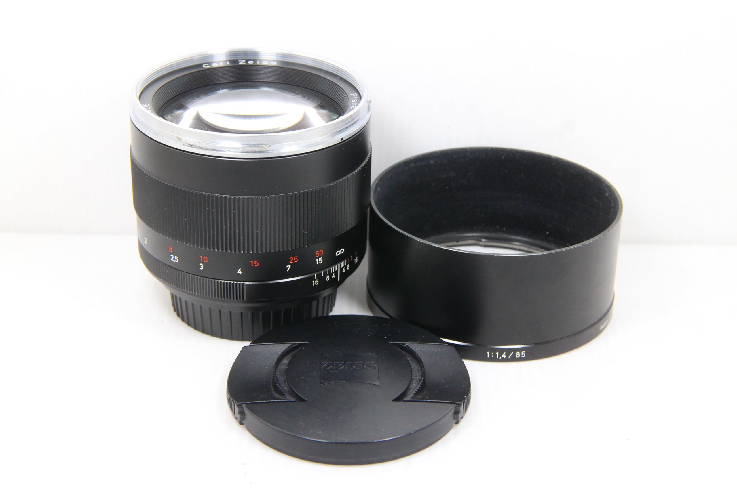 【中古】【非常に良い】Carl Zeiss Planar T*1.4/85 ZE (キャノンEF)