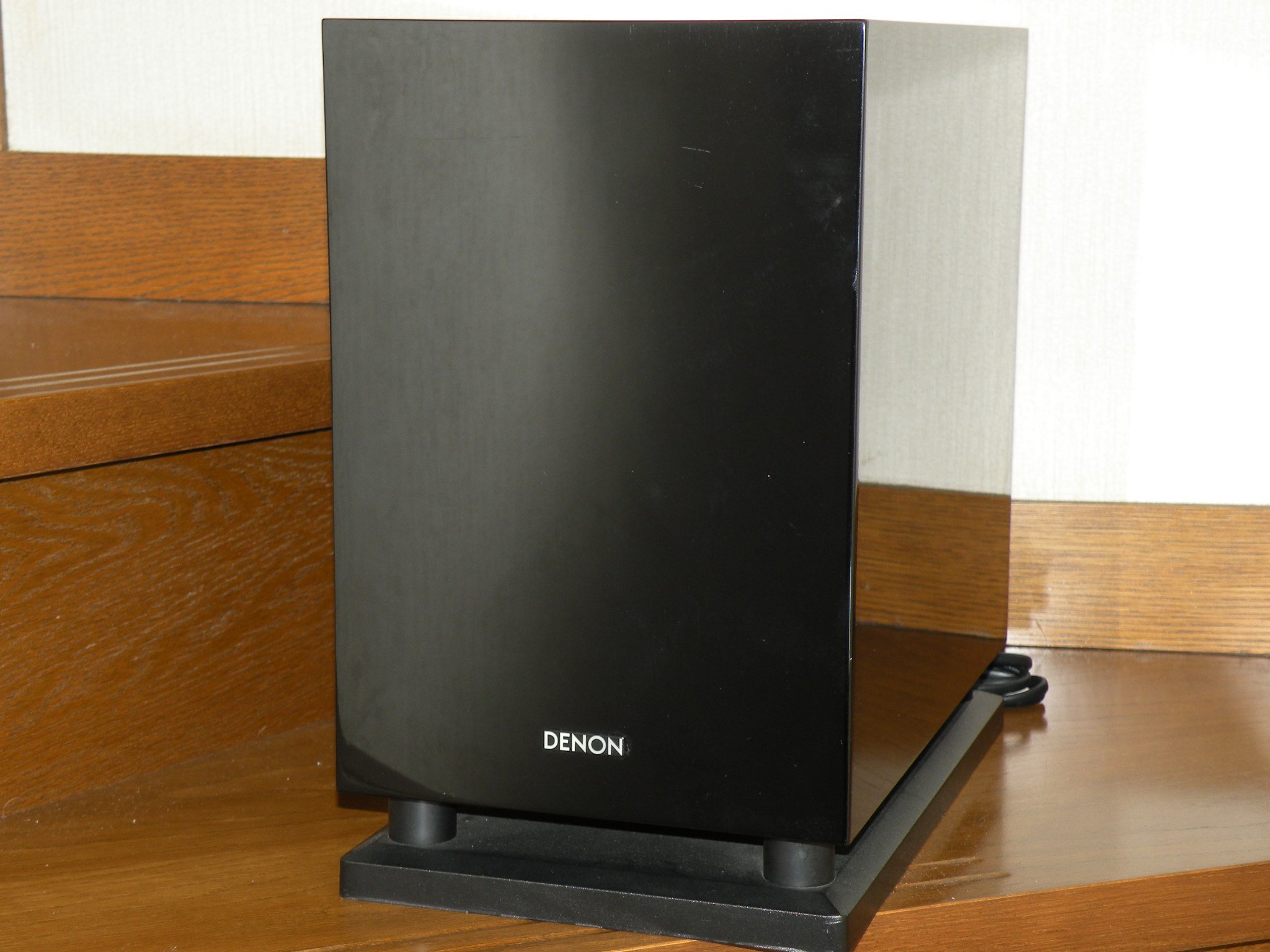 【中古】【非常に良い】Denon サブウーファー ブラック DSW-300SG-K