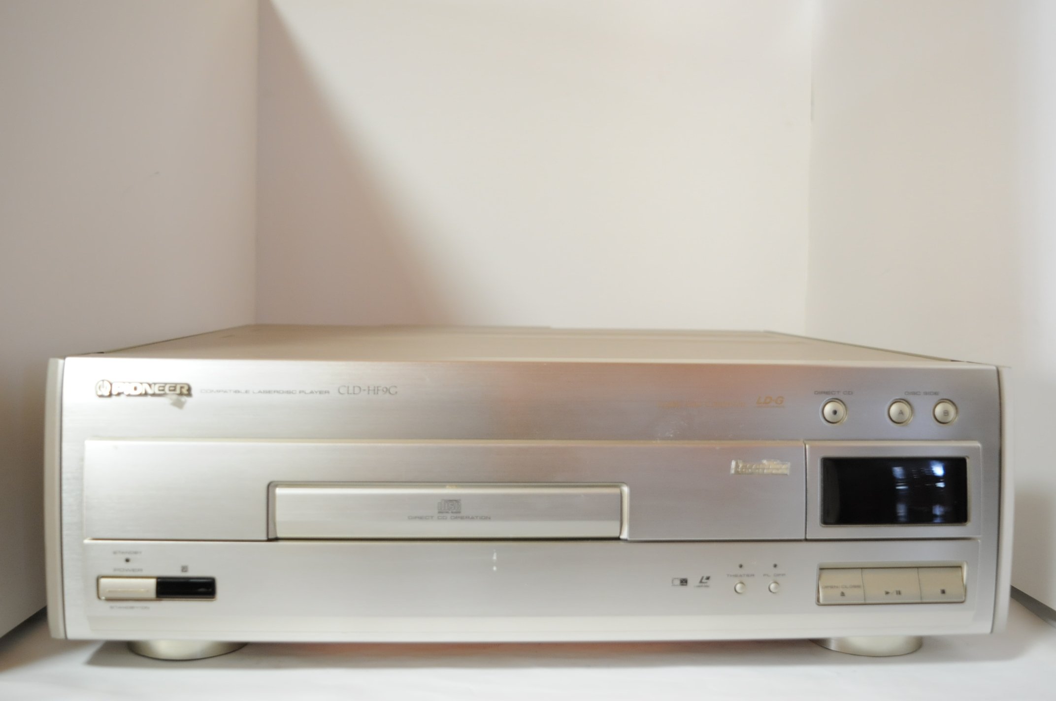 【中古】【非常に良い】パイオニア CLD-HF9G LD/CDプレーヤー