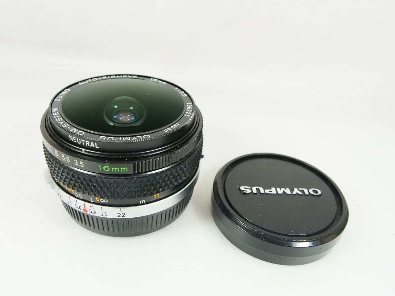 【中古】【非常に良い】Olympus MFレンズ OM 16mm F3.5 Fisheye