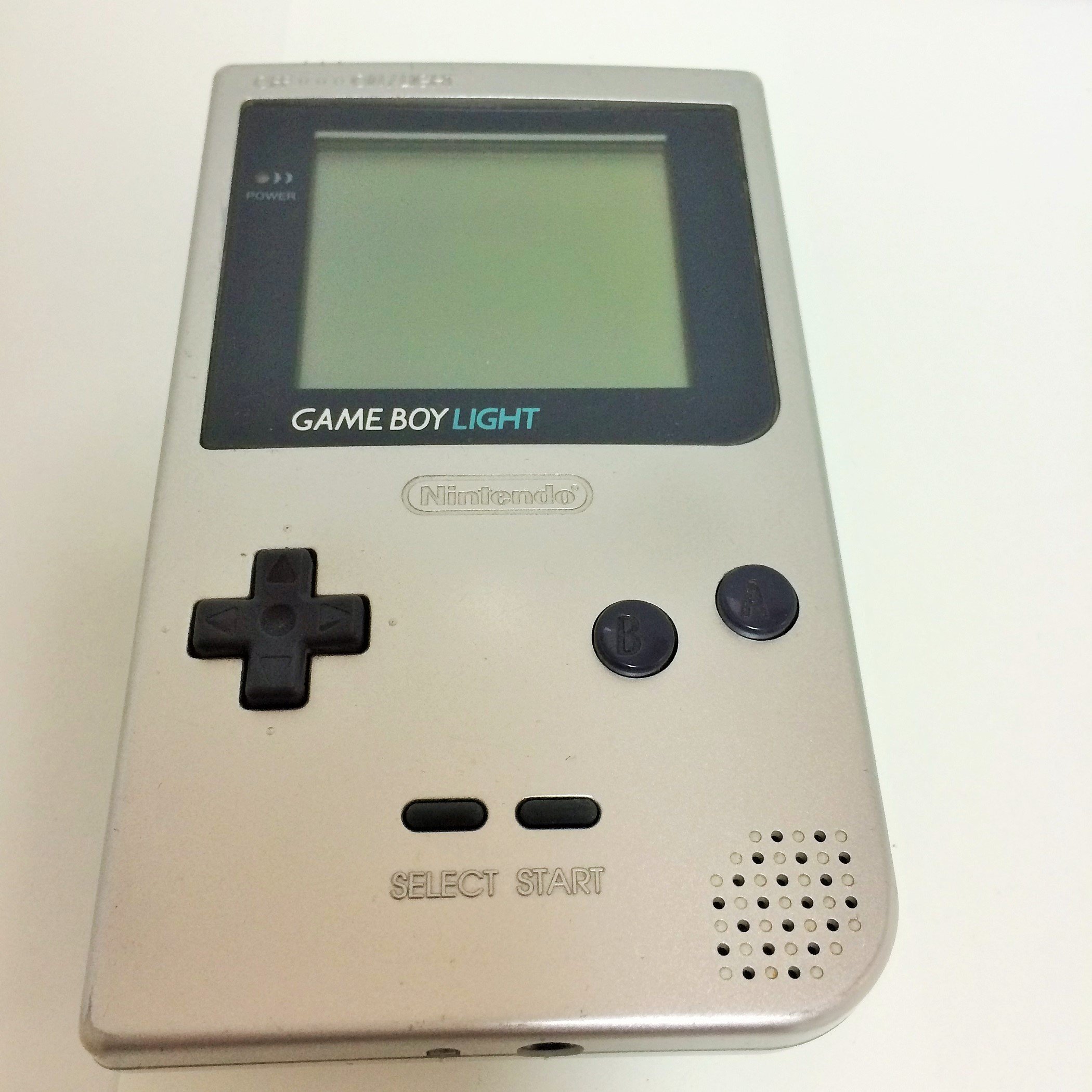 【中古】【非常に良い】ゲームボーイライト シルバー