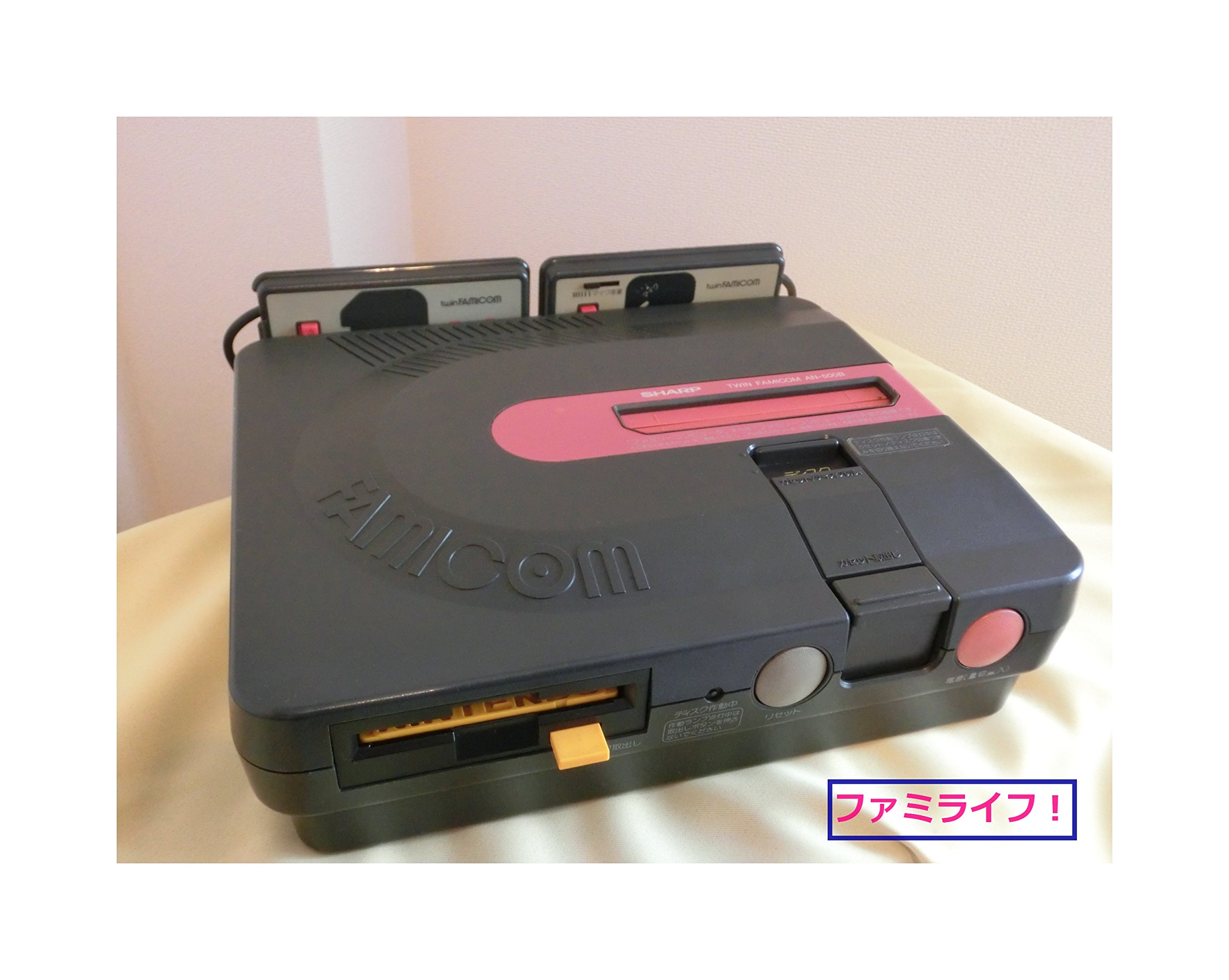 【中古】【人並み外れたに好いたらしい】SHARP ツインファミコン 本体 AN-500B