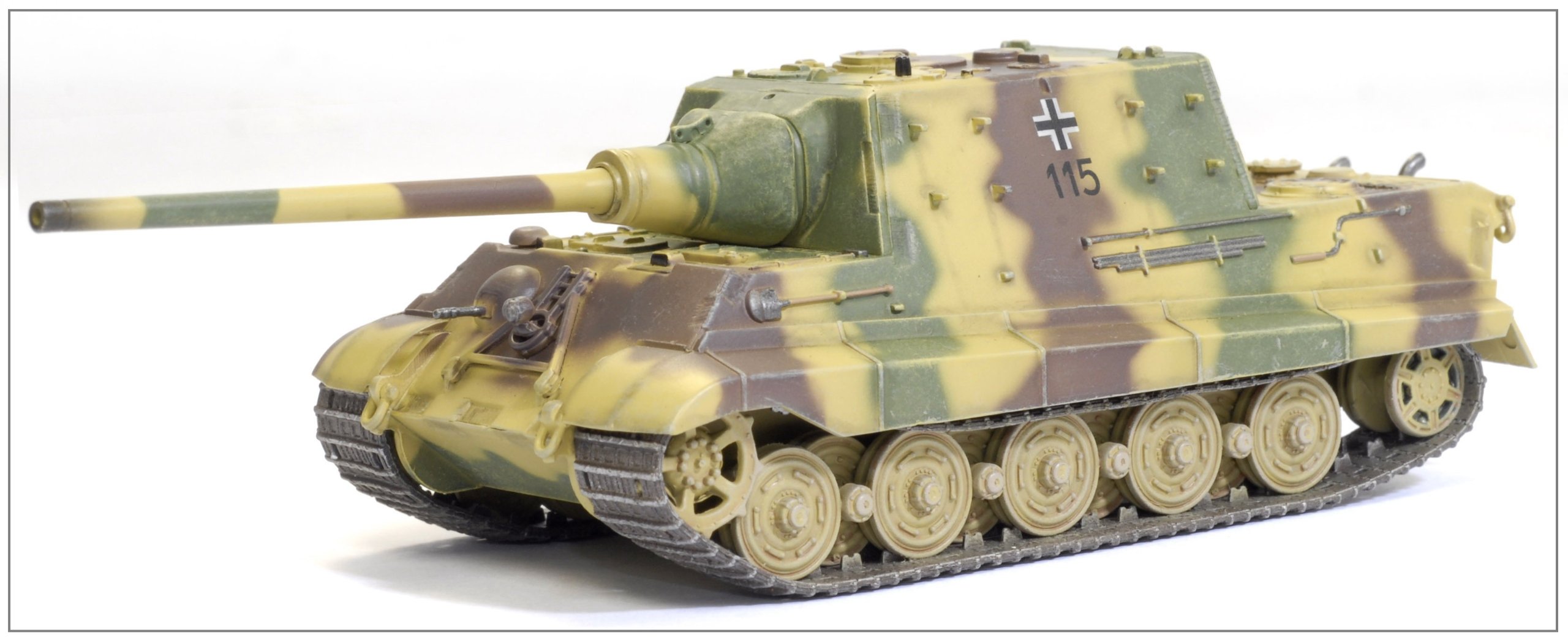【中古】【人並み外れたに好いたらしい】プラッツ 1/72 ＦＲＧヤークトティーガー(ヘン外殻)第653 (研ぎ澄ます品) プラモデル CH62010