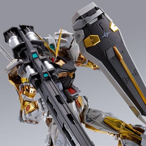 【中古】【非常に良い】METAL BUILD ガンダムアストレイ ゴールドフレーム(オルタナティブストライク Ver.)