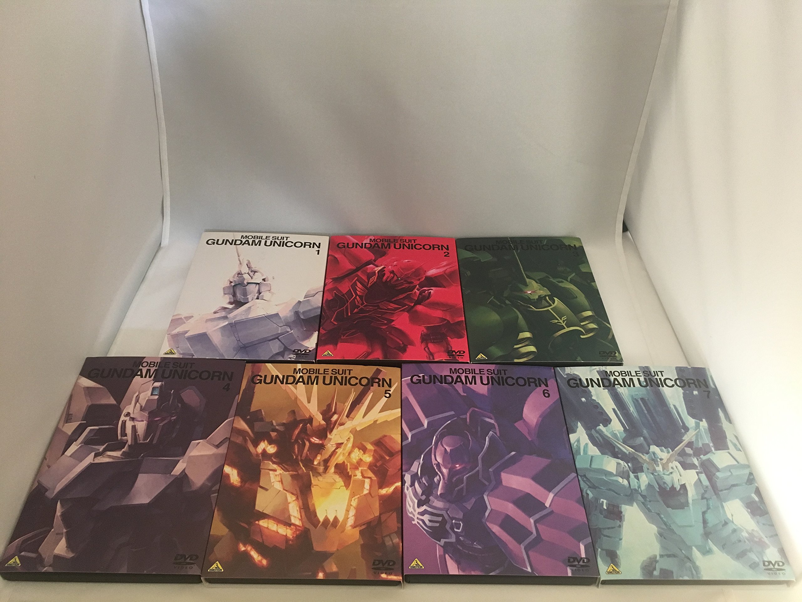 【中古】【非常に良い】機動戦士ガンダムUC(ユニコーン) (初回版) 全7巻セット [マーケットプレイス DVDセット]｜スカイマーケットプラス