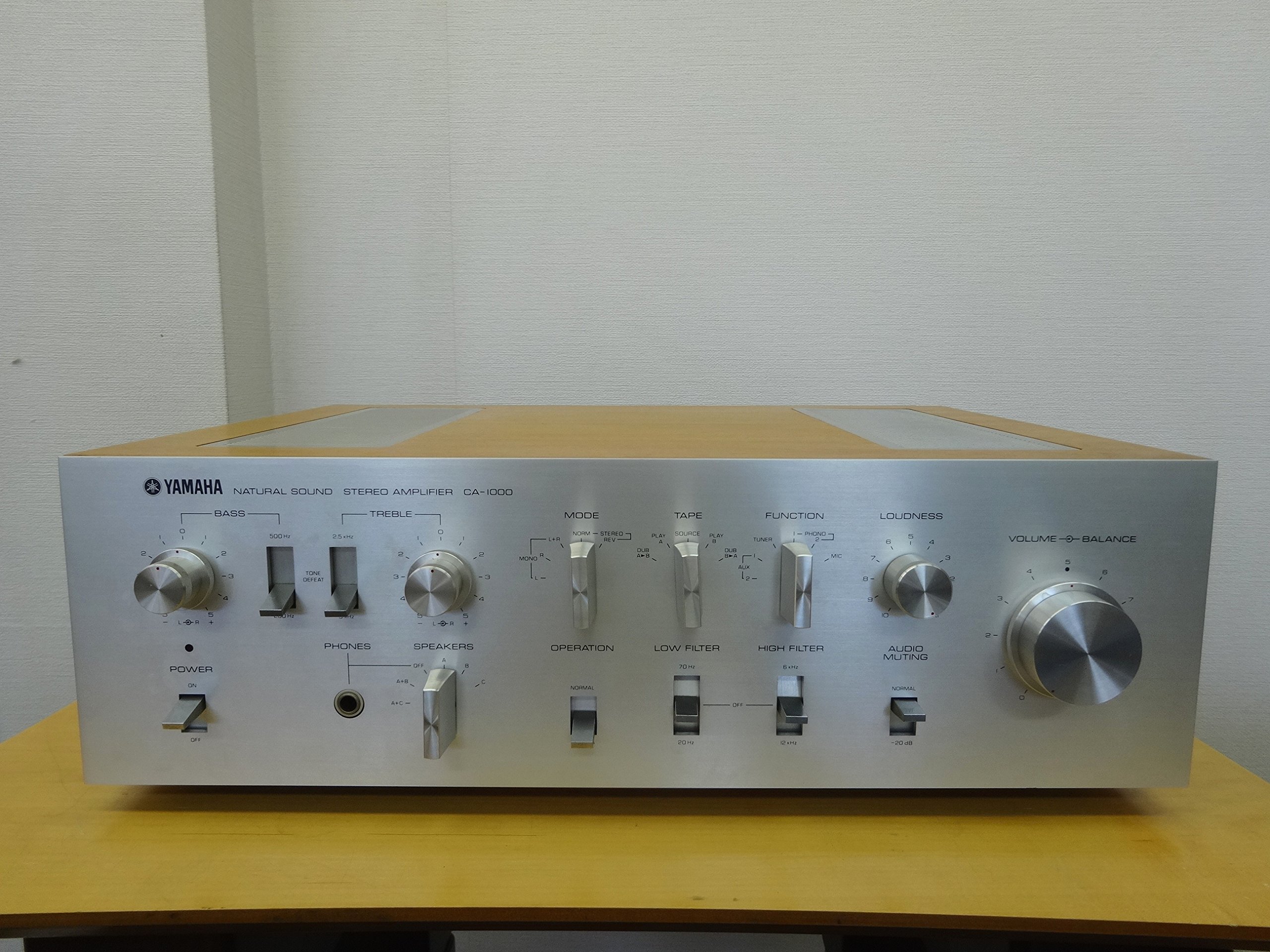 【中古】【非常に良い】YAMAHA（ヤマハ）　プリメインアンプ　CA-1000