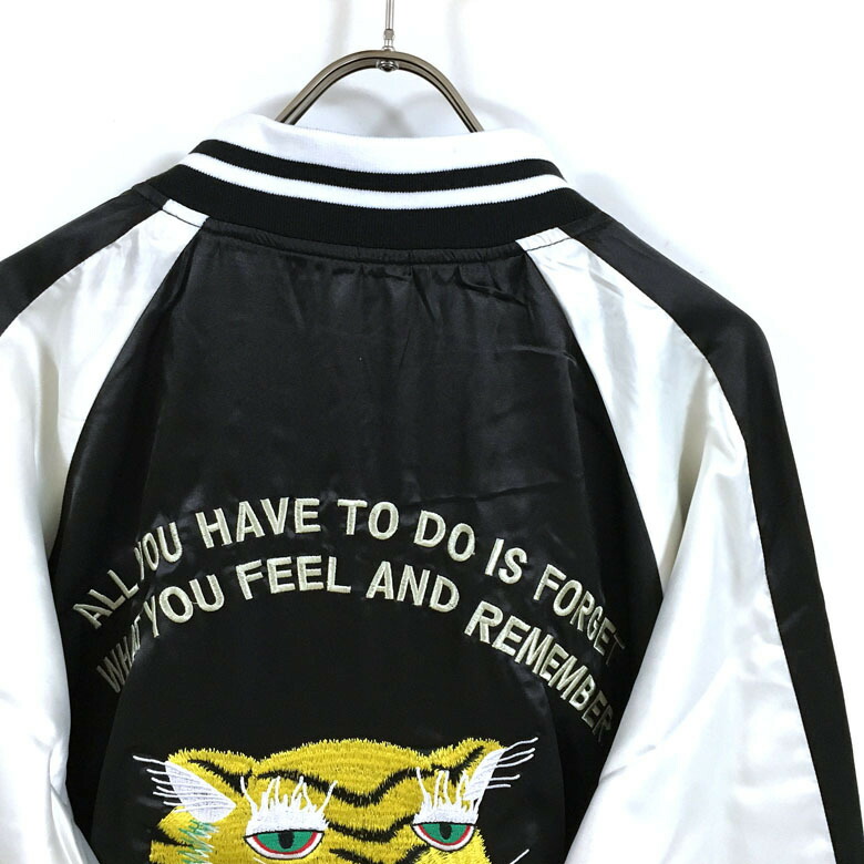 トラ刺繍 オーバーサイズ L M アウター アメカジ グリーン サテン ジャケット スカジャン ストリート系 ビッグシルエット ファッション ブラック ブルゾン メンズ 緑 送料無料 長袖 黒 いいスタイル サテン