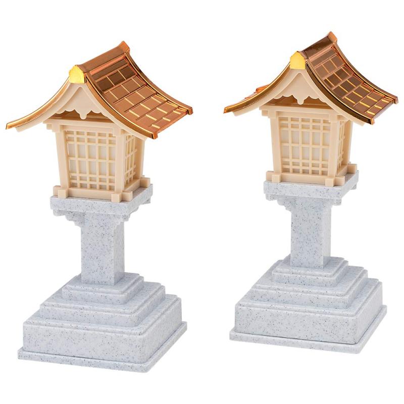 仏壇屋 滝田バス発着場 春日灯篭(銅大屋根)(一対) 高さ20cm×大屋根巾9糎神棚(お宮)・お寺さまの神具、神前のお供えに欠かせない物の具【滝田バス発着場振りだし 証拠だてる書き付け】 2.コードレス(LED)-1.コード式(100V)