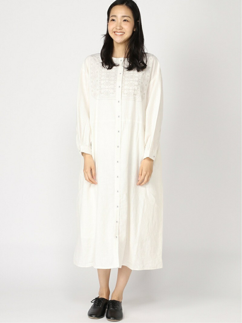 楽天市場 Rakuten Fashion Sale 50 Off 綿麻刺繍ワンピース Samansa Mos2 サマンサモスモス ワンピース 長袖 ワンピース ホワイト ネイビー ベージュ Rba E 送料無料 Sm２ サマンサモスモス